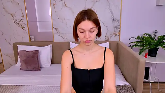 DanaLoved online show from December 5, 7:16 am