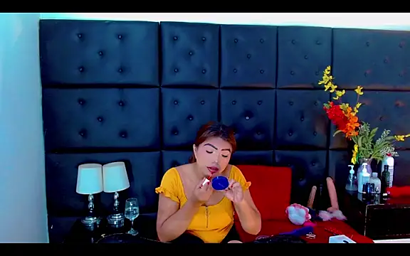 Isalombardi online show from March 30, 3:07 am