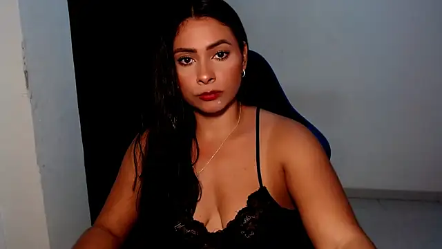 Snapshot of meghan2 chatting on July 8, 2:49 am meghan2 online show from July 8, 2:49 am