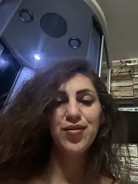 EmaSkyes online show from October 11, 5:44 pm