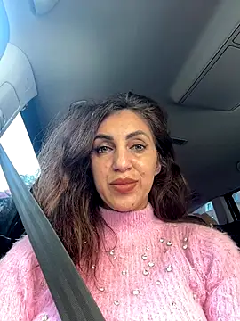 EmaSkyes online show from October 17, 6:38 am