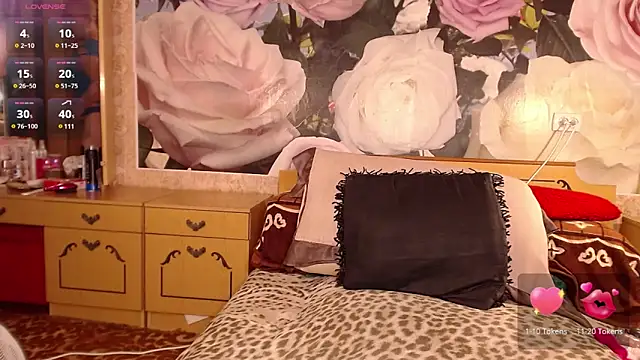 Snapshot of MarineSweet chatting on January 8, 7:56 pm MarineSweet online show from January 8, 7:56 pm