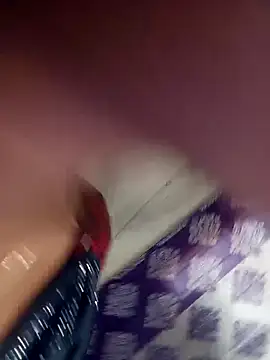 Miss-Riyasingh online show from September 25, 3:32 am