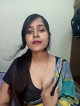 Miss-Riyasingh online show from May 7, 5:29 pm