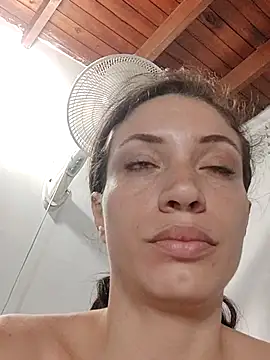 aurelialux online show from February 18, 1:10 am