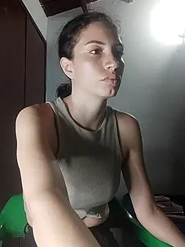 aurelialux online show from February 24, 10:25 pm