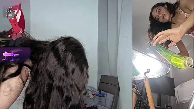 aurelialux online show from December 19, 9:00 pm