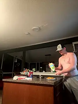 Snapshot of bigred0808 chatting on January 9, 11:35 am bigred0808 online show from January 9, 11:35 am