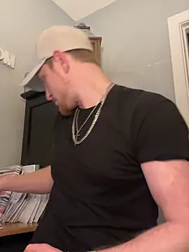 Snapshot of bigred0808 chatting on February 20, 4:53 am bigred0808 online show from February 20, 4:53 am