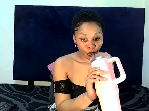 ReginaStar16 online show from September 17, 7:37 pm