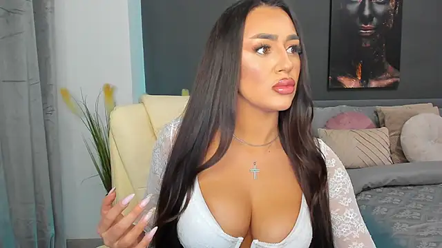 Sonia  Rey online show from February 12, 5:37 pm