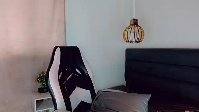 Oriana braom online show from February 13, 5:54 pm