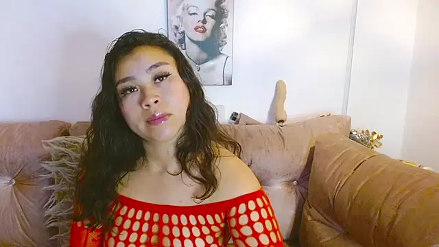 hinataleecs online show from January 10, 11:11 am