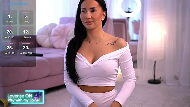 AnaRhodes online show from March 31, 9:04 pm