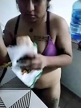 EmpaticBolillo online show from March 6, 3:36 am