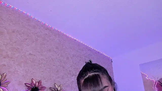 LorenaStevens online show from February 18, 3:53 am