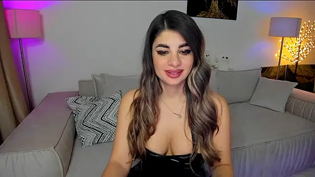 Snapshot of Queenofyouredreams chatting on March 6, 1:58 am Queenofyouredreams online show from March 6, 1:58 am