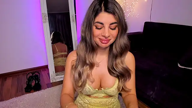 Queenofyouredreams online show from April 3, 10:08 pm