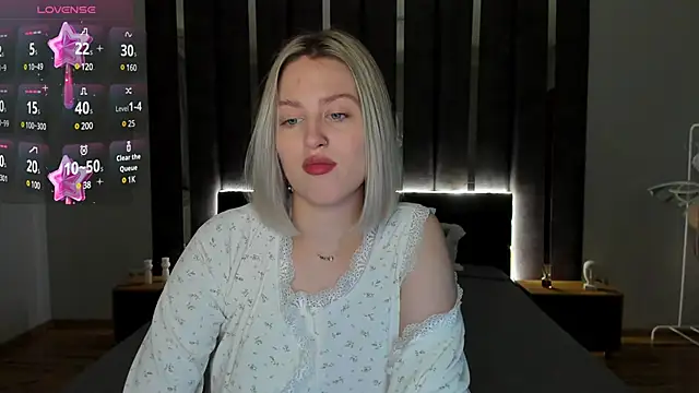 Snapshot of _Sarah_Soul_ chatting on January 5, 12:52 am Sarah Soul online show from January 5, 12:52 am