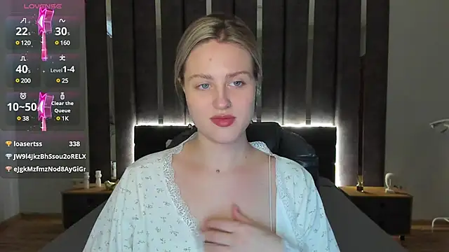 Snapshot of _Sarah_Soul_ chatting on January 5, 6:56 am Sarah Soul online show from January 5, 6:56 am
