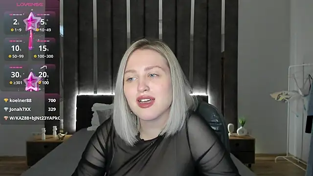 Snapshot of _Sarah_Soul_ chatting on January 26, 6:49 am Sarah Soul online show from January 26, 6:49 am