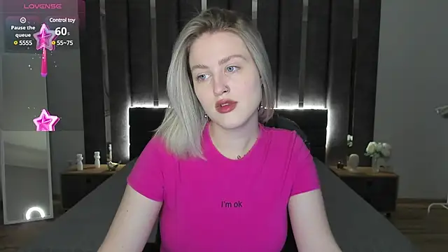 Snapshot of _Sarah_Soul_ chatting on February 9, 12:39 am Sarah Soul online show from February 9, 12:39 am