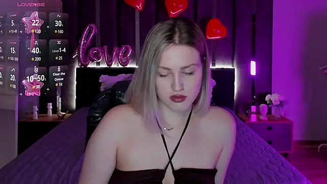 Snapshot of _Sarah_Soul_ chatting on February 16, 12:52 am Sarah Soul online show from February 16, 12:52 am