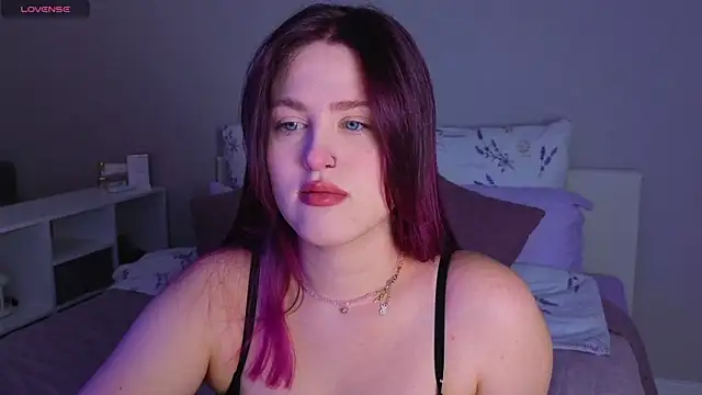  Sarah Soul  online show from December 4, 11:35 pm