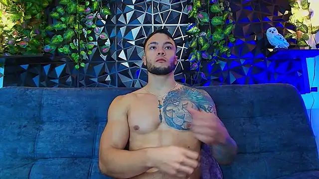 alexander collin02 online show from July 16, 1:39 pm