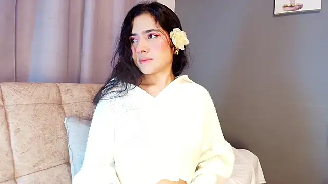 adara johnson   online show from September 18, 11:45 am