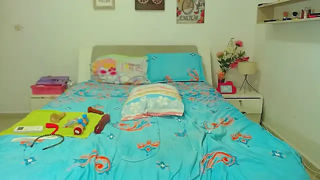 Kendralove31xxx online show from December 17, 7:29 am