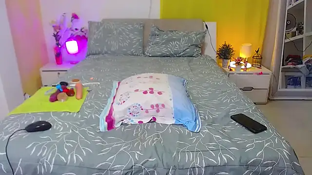 Kendralove31xxx online show from January 25, 2:47 am