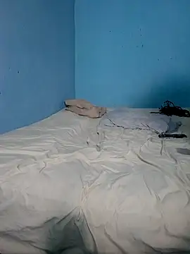 friendsloversex online show from September 28, 3:01 am