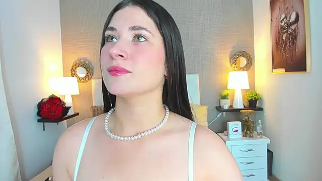 ValeryLovee online show from December 15, 3:00 am