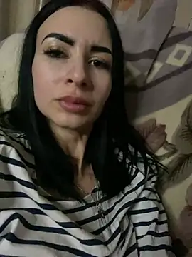 Starry Siren online show from January 15, 8:05 pm