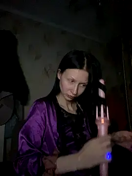 Starry Siren online show from November 1, 6:10 pm