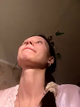 Starry Siren online show from December 4, 3:21 pm