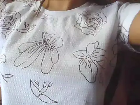 Snapshot of your_Shanvi chatting on October 7, 4:37 pm your Shanvi online show from October 7, 4:37 pm