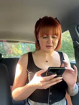 ObviouslyPeachy online show from October 2, 1:07 pm