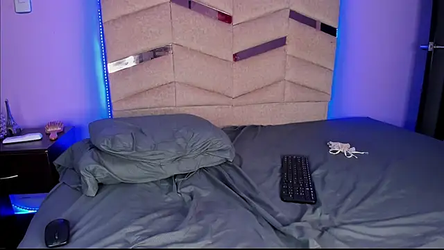 Eterea blow online show from March 18, 8:58 am