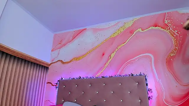 Snapshot of Daisy__rose chatting on February 18, 11:00 am Daisy rose online show from February 18, 11:00 am