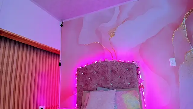 Snapshot of Daisy__rose chatting on March 21, 3:01 am Daisy rose online show from March 21, 3:01 am