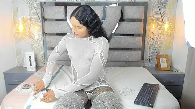 Alison Chan  online show from March 11, 4:24 pm