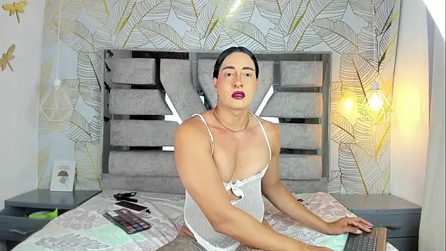 Alison Chan  online show from May 25, 9:54 pm