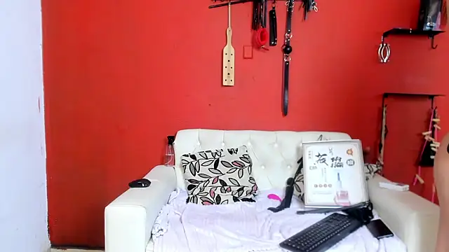 Snapshot of MIA_SOPHIA1 chatting on February 20, 7:55 am MIA SOPHIA1 online show from February 20, 7:55 am