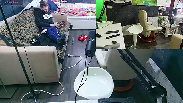 Doggyray44 online show from December 7, 11:56 pm