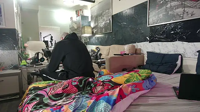 Doggyray44 online show from March 23, 6:16 am