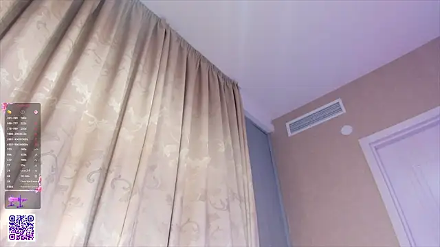 Snapshot of LiliBanger chatting on September 13, 4:56 am LiliBanger online show from September 13, 4:56 am