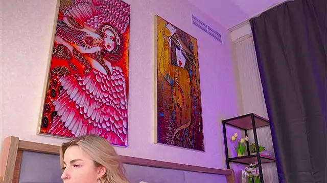 LiliBanger online show from December 21, 4:19 am