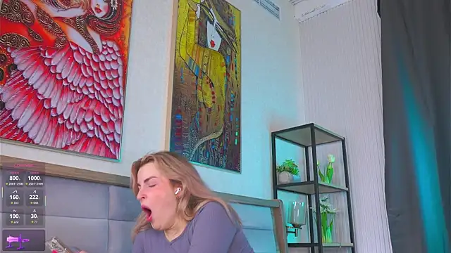 LiliBanger online show from May 16, 10:36 am